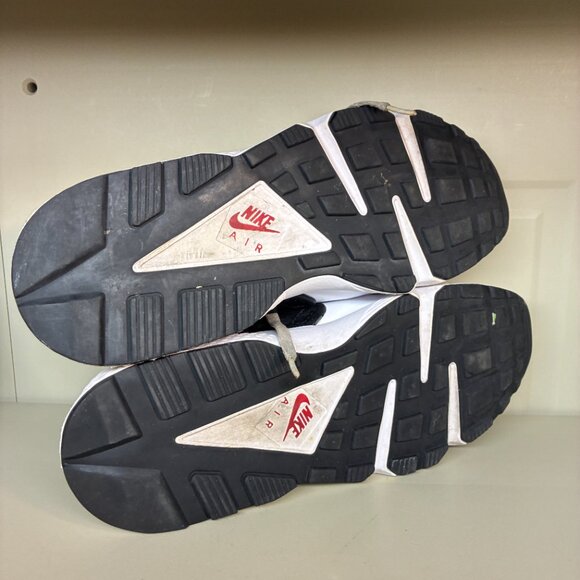 Size 12 Mens- Nike Air Huarache Peace, Love, Swoosh DM8152-100 main image 5